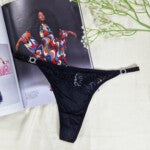 Tanga Fio Dental com Biju e Elástico Franzido